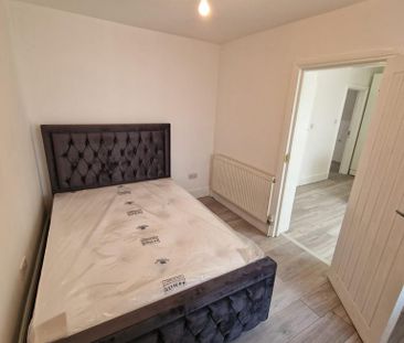 1 bedroom in a house share to rent - Photo 6