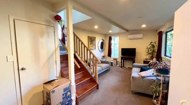 Modern 2-Bedroom Split-Level Retreat in MAGS &... - Photo 1