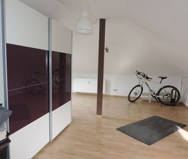 3-Zimmer Dachgeschoss-Wohnung mit herrlichem Balkon - Photo 4