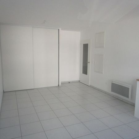 Appartement RUE DU CAPITAINE ALFRED DREYFUS - Photo 3