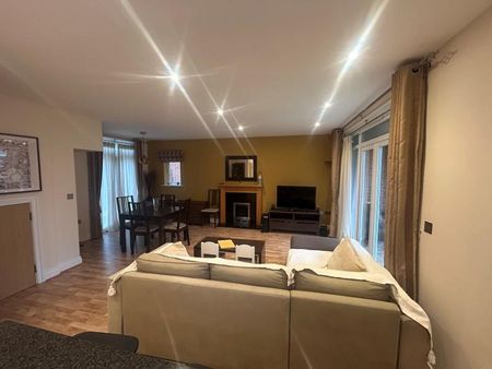 3 bedroom terraced house to rent - Photo 2