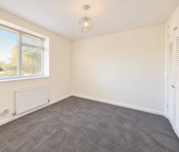 2 Bed Flat, Coram House, W4 - Photo 4