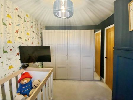 2 bedroom semi-detached house to rent - Photo 5