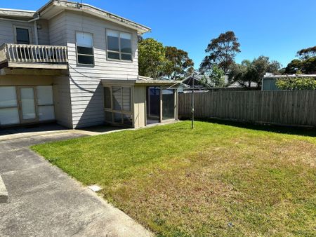 7 Glendale Grove, McCrae - Photo 4