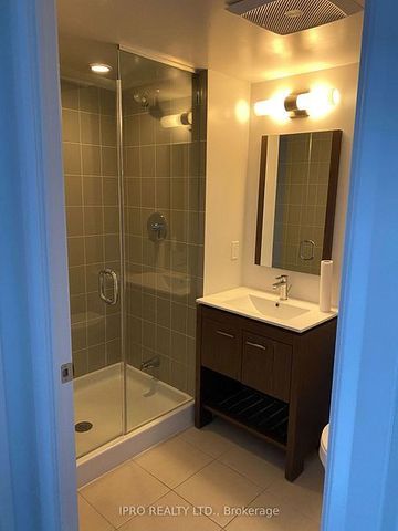 For Lease - 30 Meadowglen Place Unit# 612, Toronto, Ontario - Photo 3