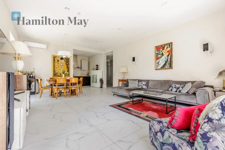 Nowoczesny parterowy dom z basenem w Nadarzynie - Photo 4