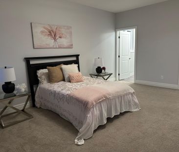 For Lease - 28 MATHEOS Crescent, Quinte West, Ontario - Photo 5