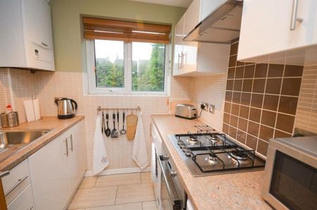 1 bedroom flat to rent - Photo 4