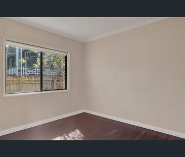 Unit 1/51 Taylor Street, Toowoomba City, Qld 4350 - Photo 2