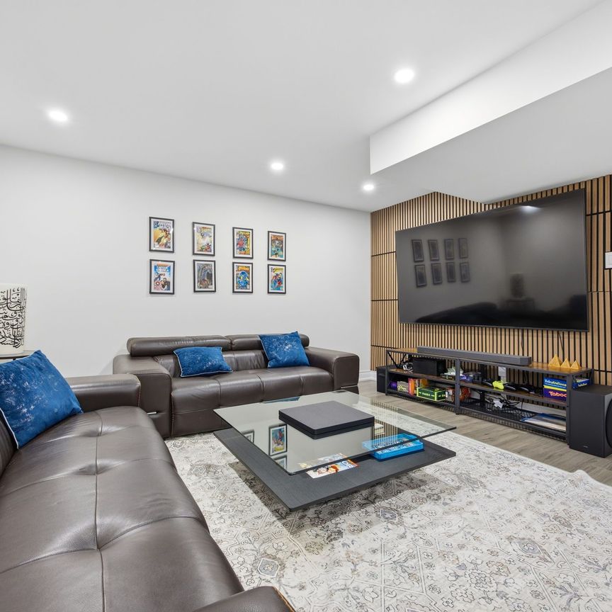 For Lease - 3254 Sir Johns Homestead, Mississauga, Ontario - Photo 1