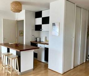 Location Grand studio Nantes centre - Photo 6