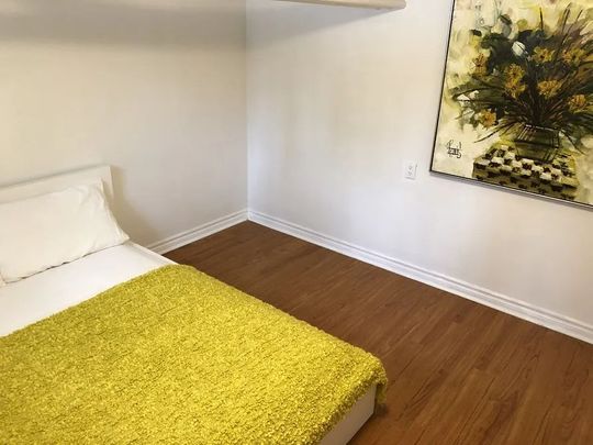 For Lease - 201 Madison Avenue Unit# Basement, Toronto, Ontario - Photo 1