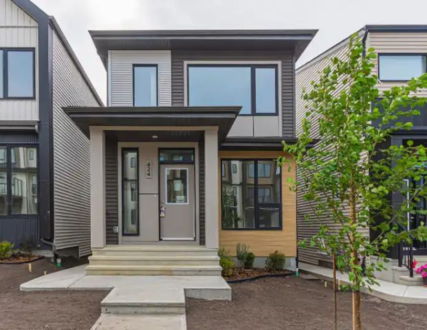 Modern 1-Bedroom Basement Suite in Alces, SW Edmonton – Private Entrance! | 424 32 Street Southwest, Edmonton - Photo 1