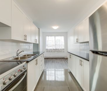 Edinburgh Manor Apartments - 2 Bedroom - Photo 4
