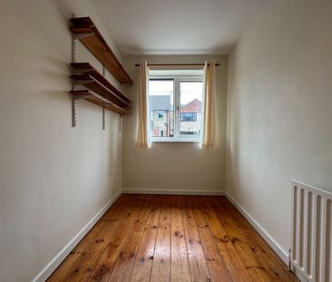 3 Bed Semi-Detached House, Low Road, S6 - Photo 5