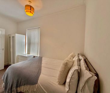 5 bedroom house share to rent - Photo 1