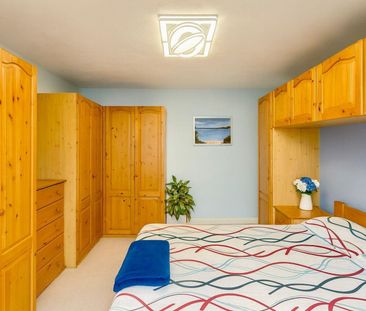 4 bedroom House To Let Total Size: 1238 SQ FT - Photo 2