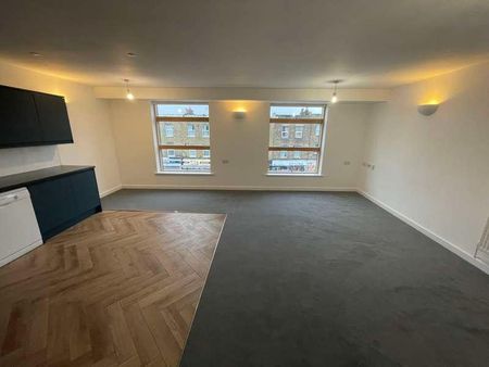 Stunning Two Bedroom Flat At The Electric Empire, New Cross Road, London, SE14 - Photo 3