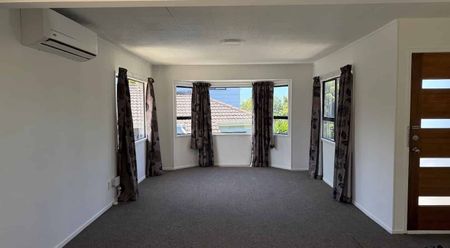 3 bedroom home in Henderson. - Photo 5