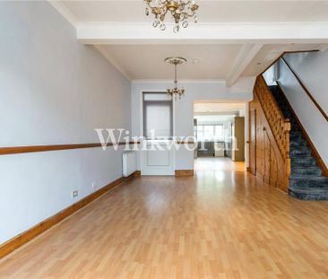 3 bedroom terraced house to rent - Photo 1