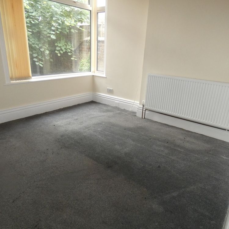 Park Road Flat 1 - Photo 1