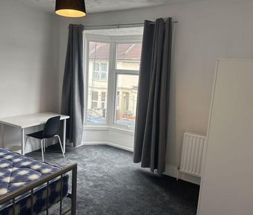 4 bedroom terraced house to rent - Photo 4