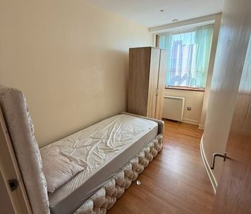 2 Bed Flat, Lee Circle, LE1 - Photo 4