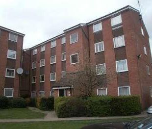 Gurney Close, Barking, IG11 - Photo 2