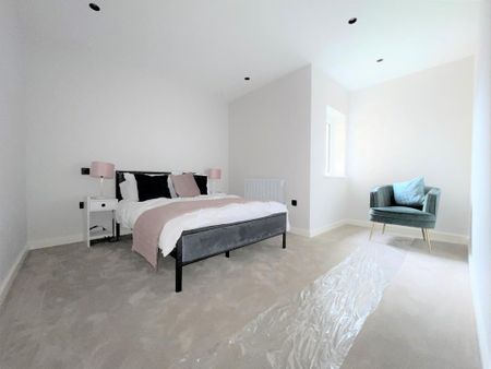 2 bedroom flat to rent - Photo 4