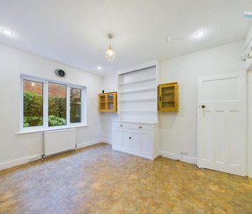 4 bedroom detached house to rent - Photo 5