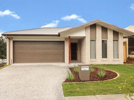 16 Dumaresq Street, Pacific Pines, QLD 4211 - Photo 4