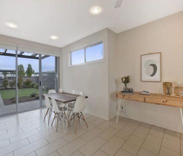 Easy-Care Living in a Convenient Casey Location - Photo 4