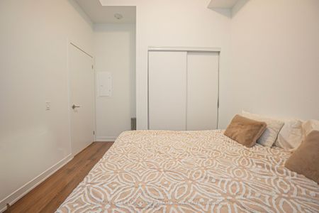 For Lease - 395 Dundas Street Unit# 219, Oakville, Ontario - Photo 3