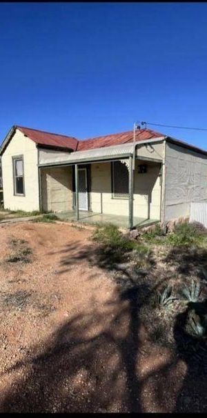 House for rent, 23 Nicholls st, Broken Hill - Photo 1