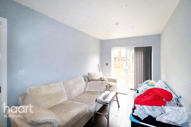 1 bedroom in a house share to rent - Photo 1