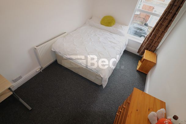 To Rent - 28 Chichester Street, Chester, Cheshire, CH1 From £125 pw - Photo 1