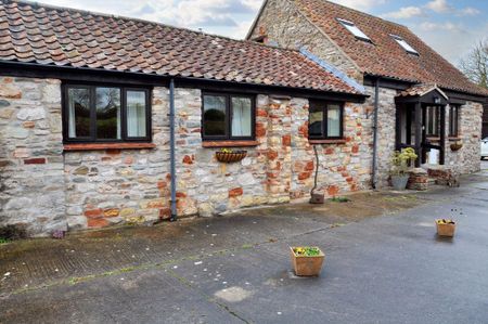 2 bedroom barn conversion to rent - Photo 4