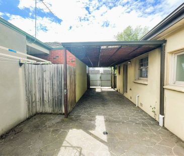 34 Medfield Avenue, Avondale Heights VIC 3034 - Photo 6