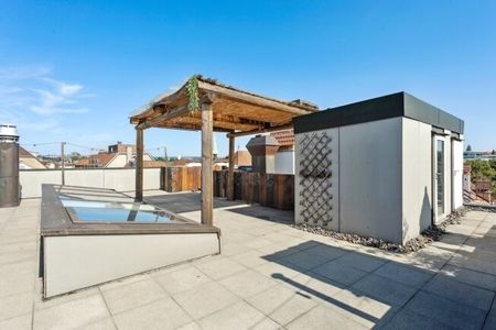 Oasis de vie moderne avec terrasse privée - terrasse sur le toit de 70 m2 - Photo 4