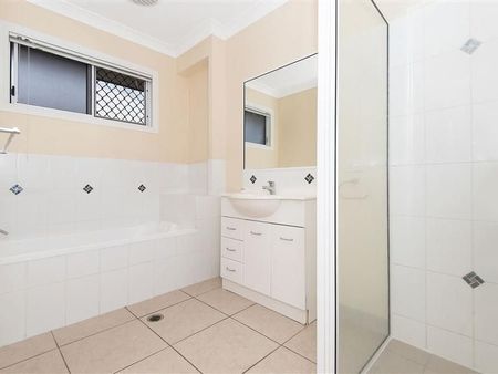 12 Sunrise Pocket, Idalia - Photo 4