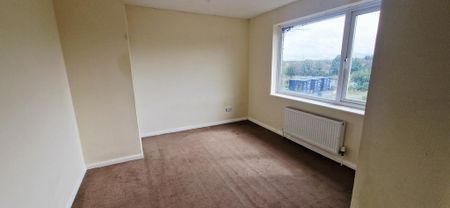 2 bedroom end of terrace house to rent - Photo 2
