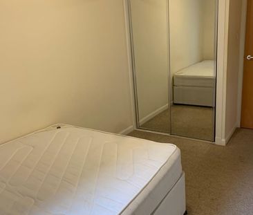 2 Bed Flat, Gray Street, AB10 - Photo 4