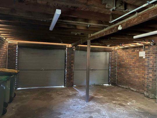 RENOVATED & CENTRAL LOCATION - Photo 1