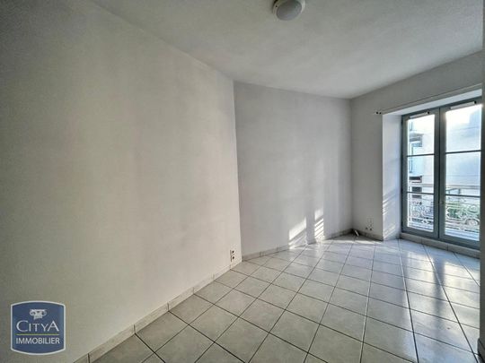 Location Appartement 2 pièces 37m² LAVAL 53000 - Photo 1