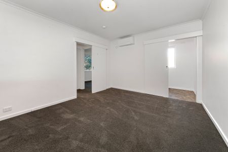 Convenient and Comfortable! - Photo 5