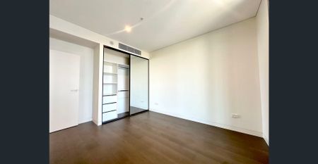 Modern One Bedroom Apartment For Lease - Photo 2