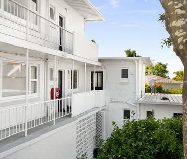 Cute and Convenient - Photo 4