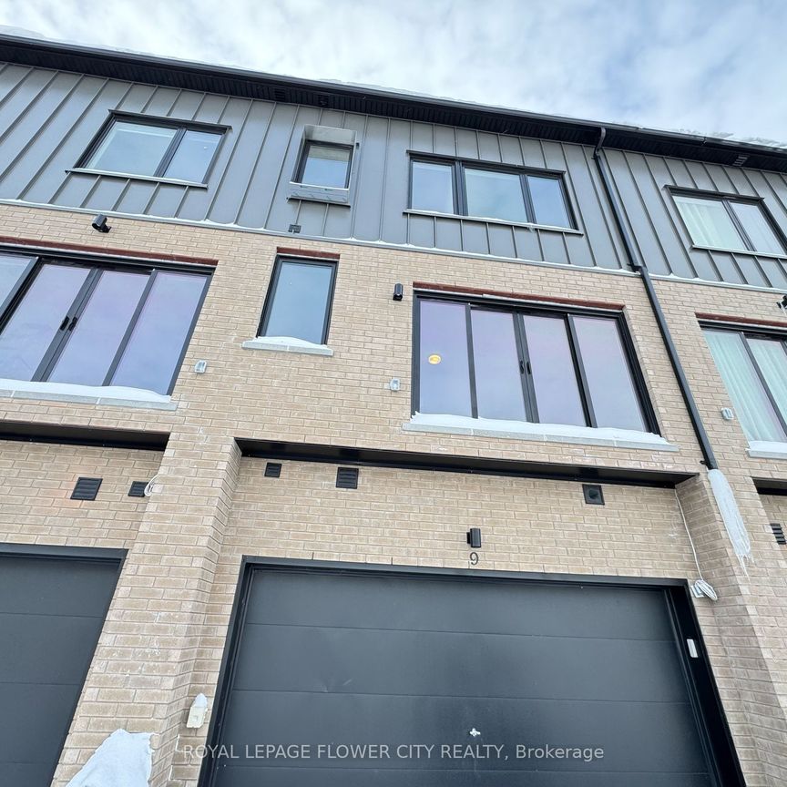 For Lease - 9 Rainwater Lane, Barrie, Ontario - Photo 1