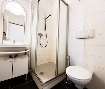 Kompakte Wohnung im historischen Gebäude mit Balkon - Photo 3