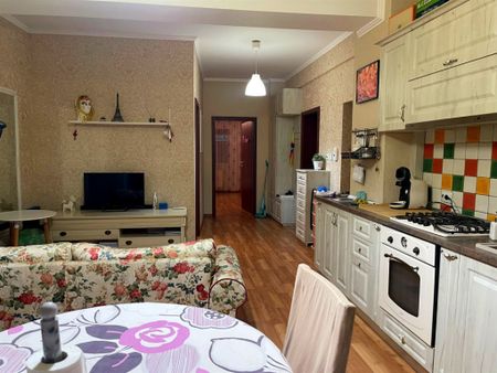 Apartament 3 camere, 80 mp, bloc nou - Photo 2